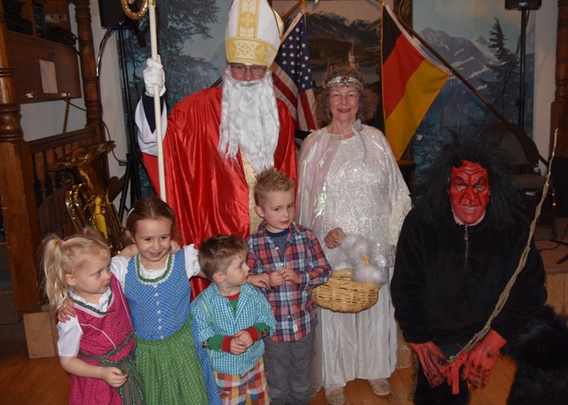 Weihnachtsfest Celebration 2019